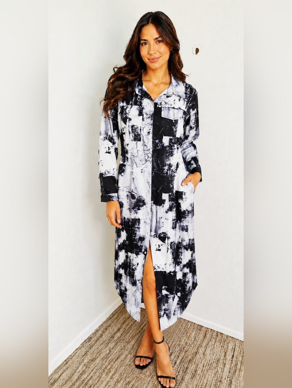 Halfheart Black & White Long Buttondown Maxi-Dress, High on Sides, Size Large